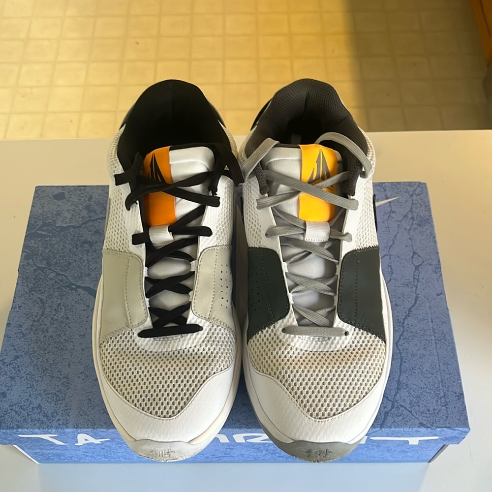 Nike Ja 1 - only worn a few times